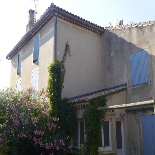 Offres de location Maison estezargues 30390